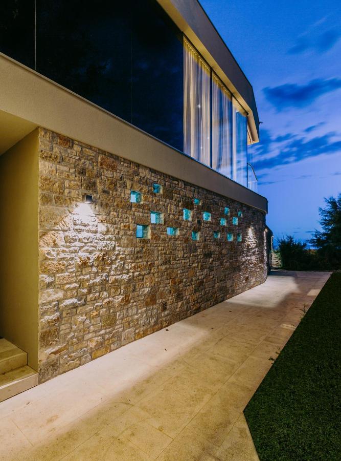 Luxury Sperone Residence Novigrad  Bagian luar foto